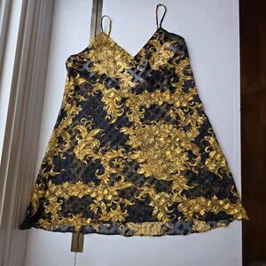 Vtg Victoria’s Secret Gold Label Baby Doll AND Robe Set, Baroque Size M/OS